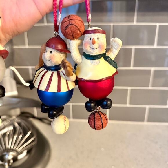 3 Y2K Vintage Sports Snowman Christmas Ornaments Soccer Basketball Baseball - Picture 4 of 6